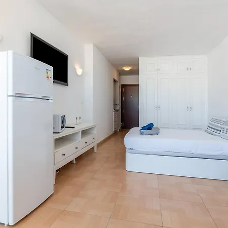 Estudio Vistas Al Mar Y A 5 Minutos De La Playa * 푸엔히롤라